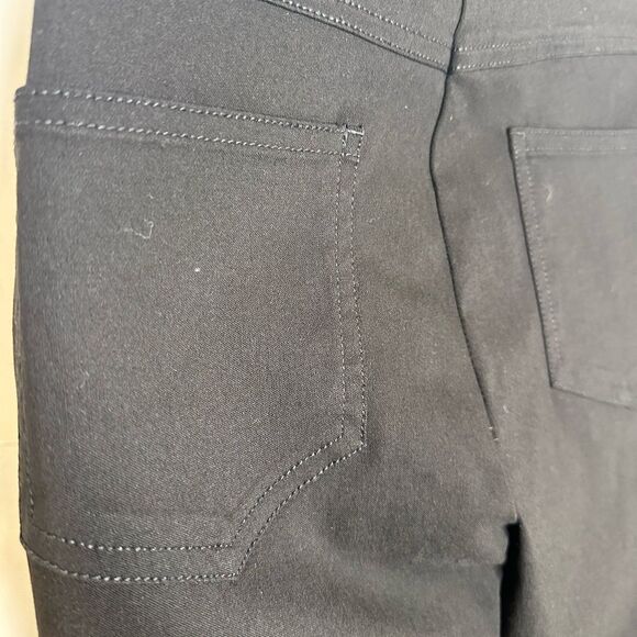 Ruby Rd. Black Straight Leg Mid Rise Pull On Jeans Regular Size 8 - Picture 3 of 6